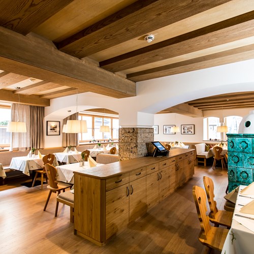 Restaurant at Hotel & Wirtshaus Post, ski accommodation in St Johann