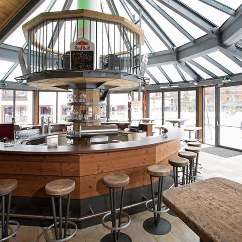 Hotel Alte Post, ski accommodation St Anton, Austria. Conservatory bar
