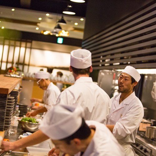 Ski Hotel Ki Niseko - Ski Japan - chefs at work
