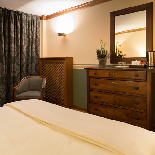 Hotel Gran Baita Courmayeur room with mountain views