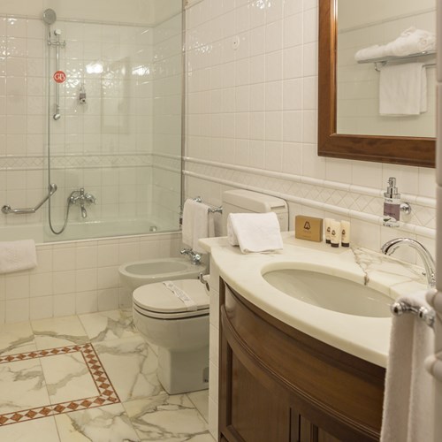 Hotel Gran Baita Courmayeur bathroom