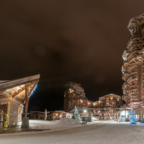 Residence L'Amara Avoriaz France night village slope