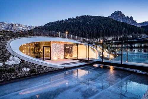 Luxury ski hotel, Alpen Royal, Selva