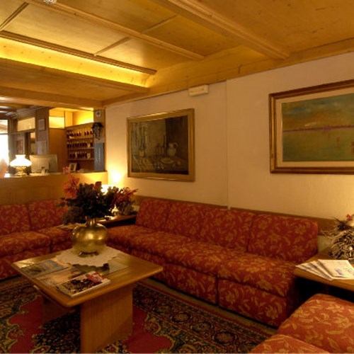 lounge area Hotel Olimpia Cortina-ski accommodation