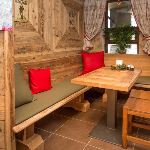 Hotel Clotes Sauze d'Oulx cosy corner snug