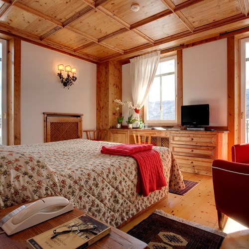 suite at the Hotel Cortina ski accommodation