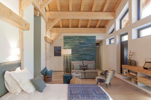 Flexiski Operated Chalet Des Cascades Les Arcs Master Suite