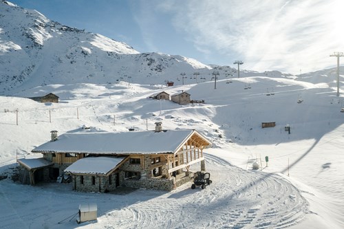 Ski in ski out luxury at chalet des cascades, Les Arcs