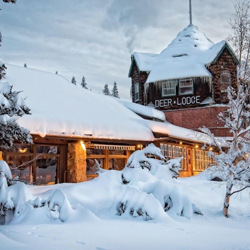 Deer Lodge-Lake Louise-Exterior Snow (2).JPG