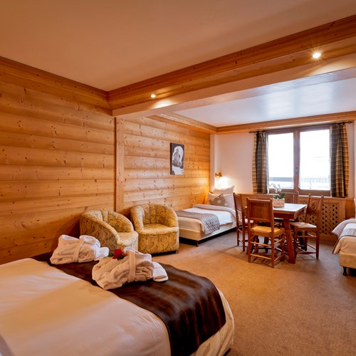Hotel-Les-Flocons-Courchevel-France (17).jpg