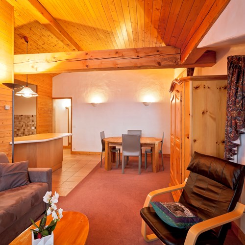 Hotel-Les-Flocons-Courchevel-France (29).jpg