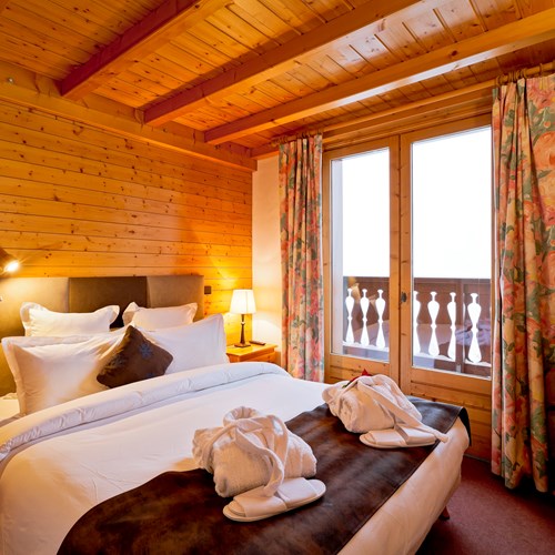 Hotel-Les-Flocons-Courchevel-France (37).jpg