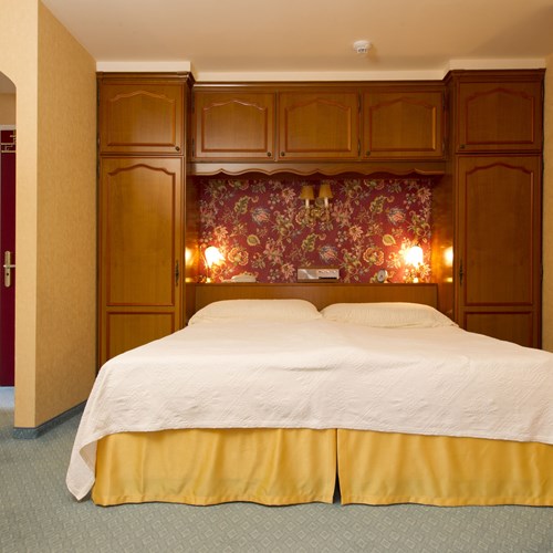 Hotel Wengener Hof-Wengen-room 2.jpg