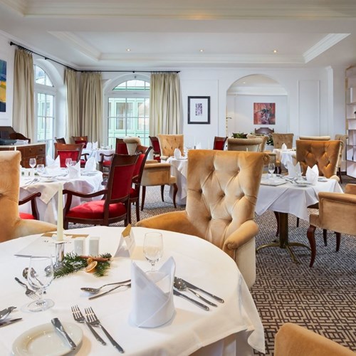 Hotel Das Alpenhaus, ski accommodation Bad Hofgastein, Austria, restaurant