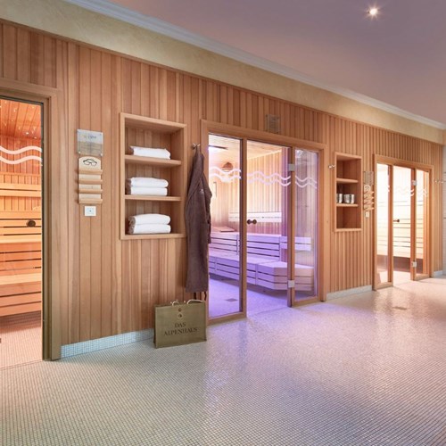 Hotel Das Alpenhaus, ski hotel in Bad Hofgastein, ski Austria, sauna area