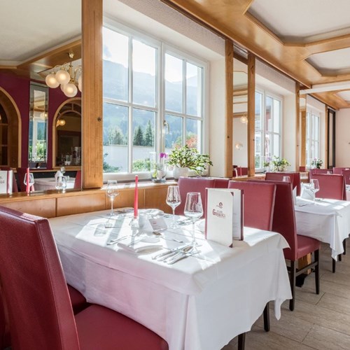 Hotel Germania-ski accommodation in Bad Hofgastein-restaurant window view