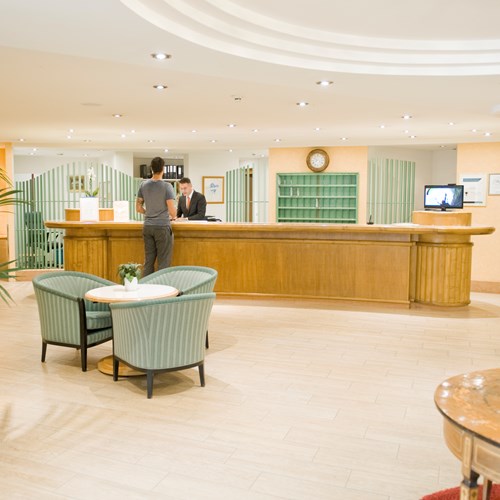 reception of the Hotel Silberhorn Wengen