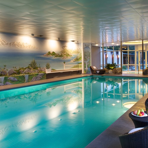 Hotel Belvedere-ski accommodation in Grindelwald-indoor swimming pool