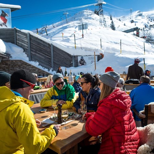 Trubsee Alpine Lodge-Engelberg ski resort-eating al fresco
